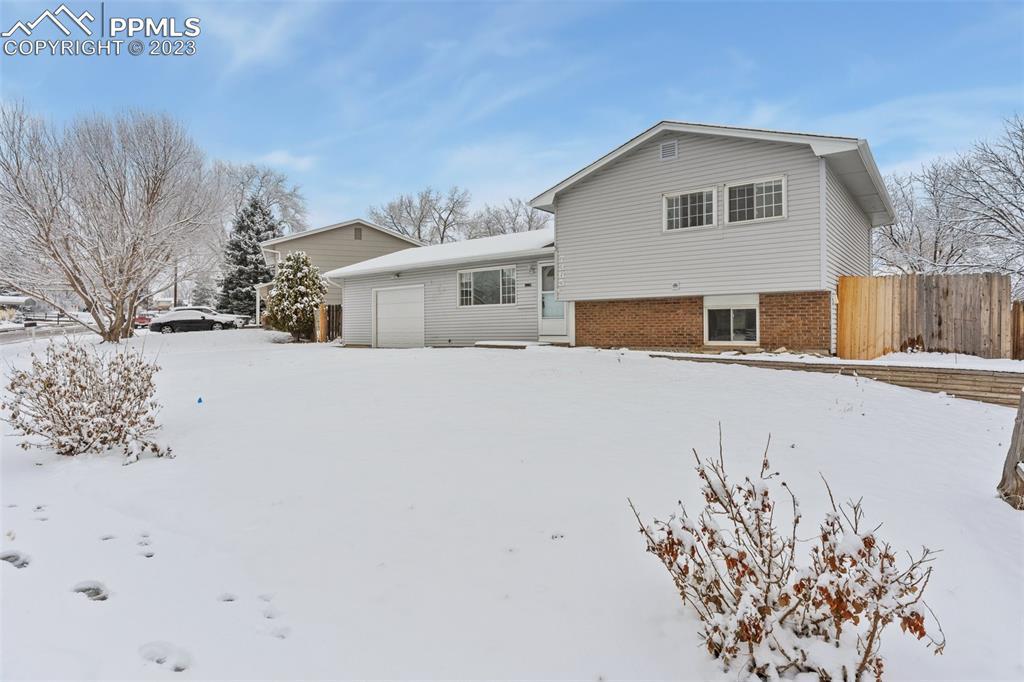 7365 Sneffels St., Colorado Springs, CO 80911