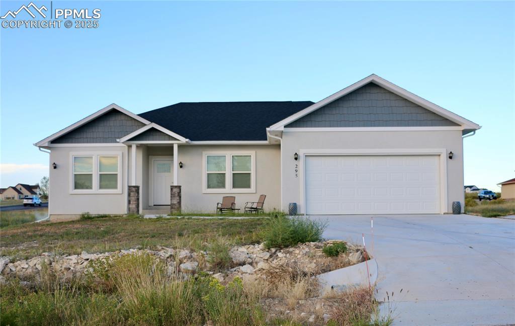 295 W Acorn Dr., Pueblo, CO 81007