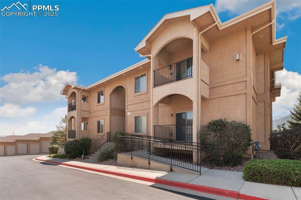 1635 Little Bear Creek Point #5, Colorado Springs, CO 80904