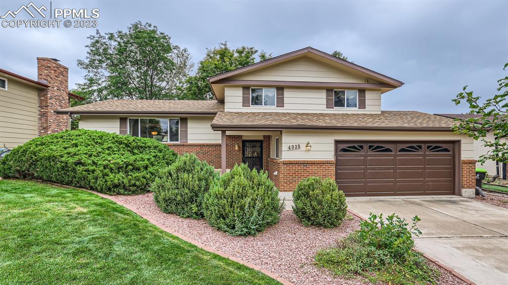 4935 Santiago Way, Colorado Springs, CO 80917