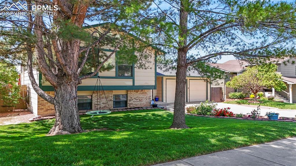 7385 Powderwash Dr., Colorado Springs, CO 80911