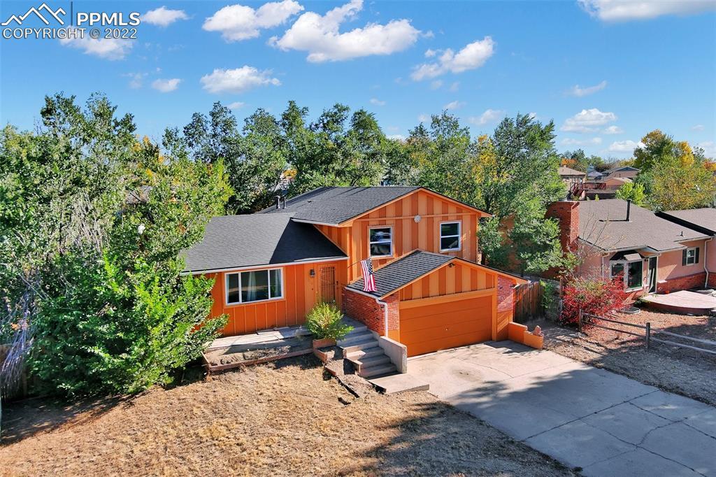 4914 Dewar Dr., Colorado Springs, CO 80916