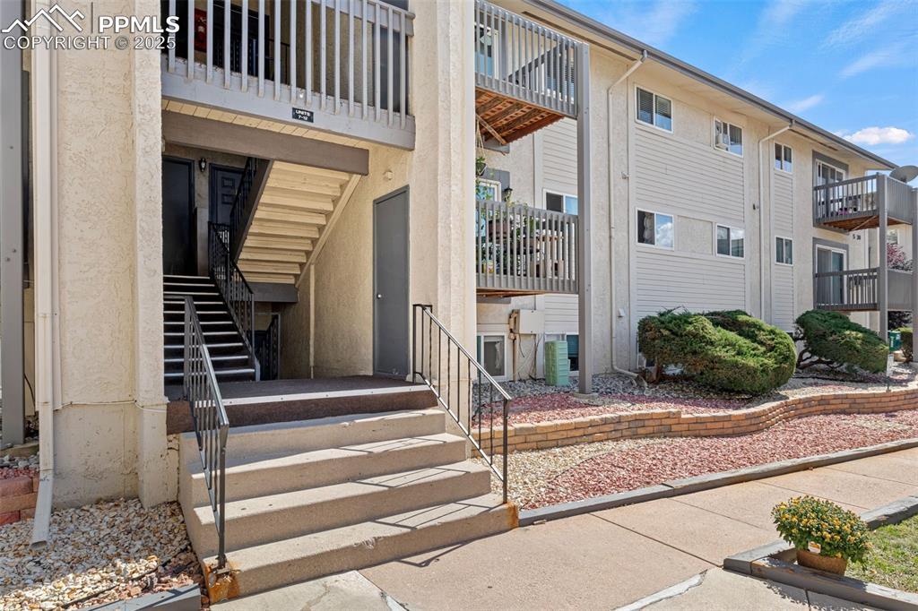 5030 El Camino Dr. #8, Colorado Springs, CO 80918