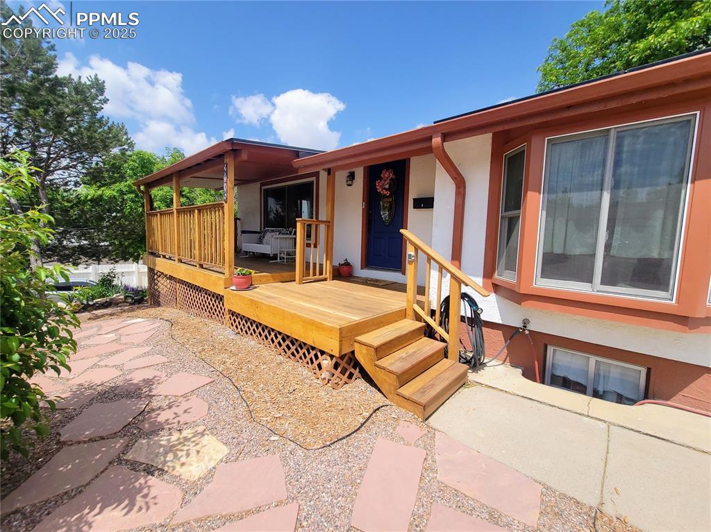 2115 Rangeview Dr., Pueblo, CO 81008