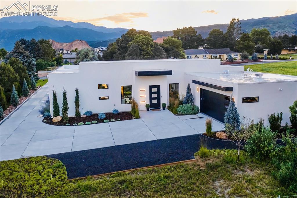 3135 Sunnybrook Ln., Colorado Springs, CO 80904