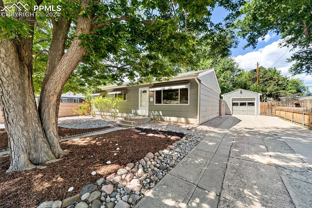 1518 Tesla Dr., Colorado Springs, CO 80909