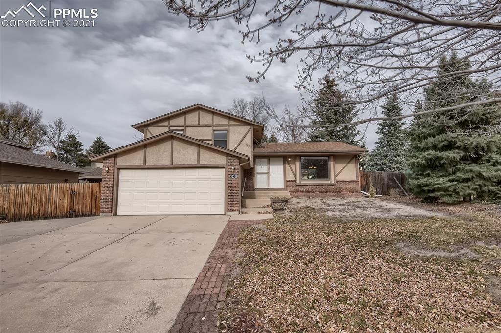 2326 Parliament Dr., Colorado Springs, CO 80920