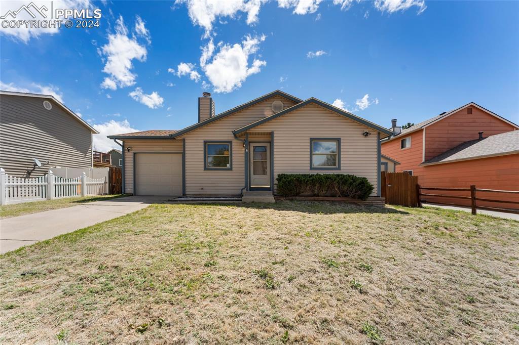 3425 Hunterwood Dr., Colorado Springs, CO 80916