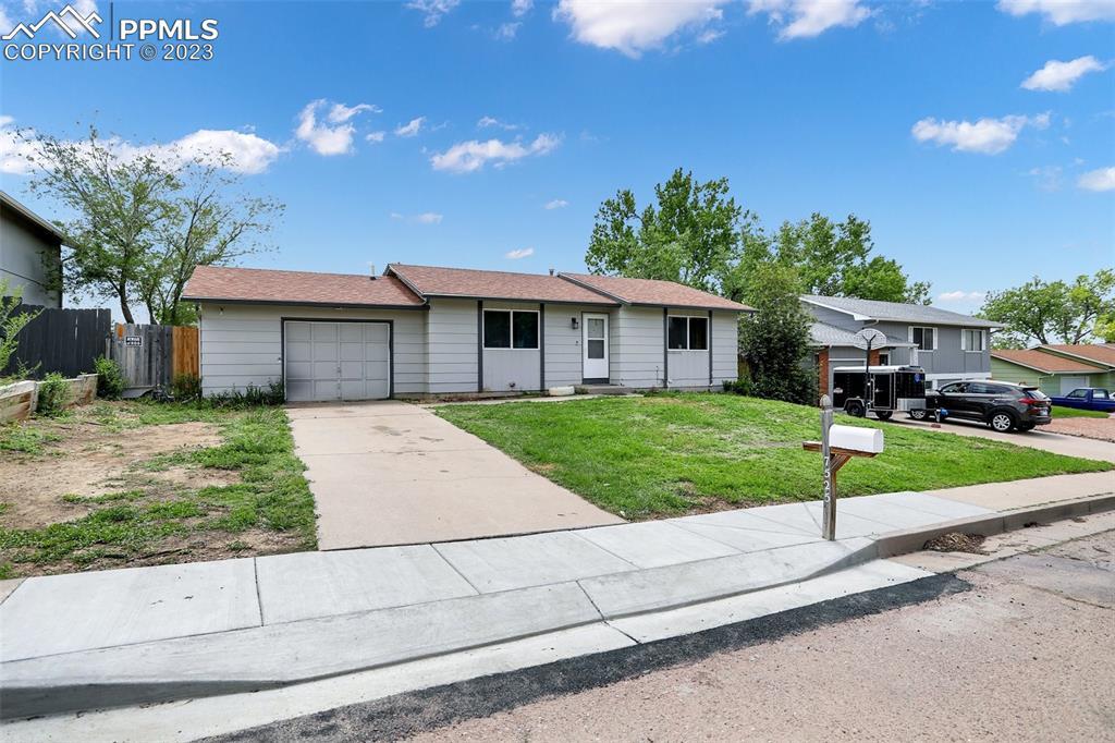 7525 Silverdale St., Colorado Springs, CO 80911