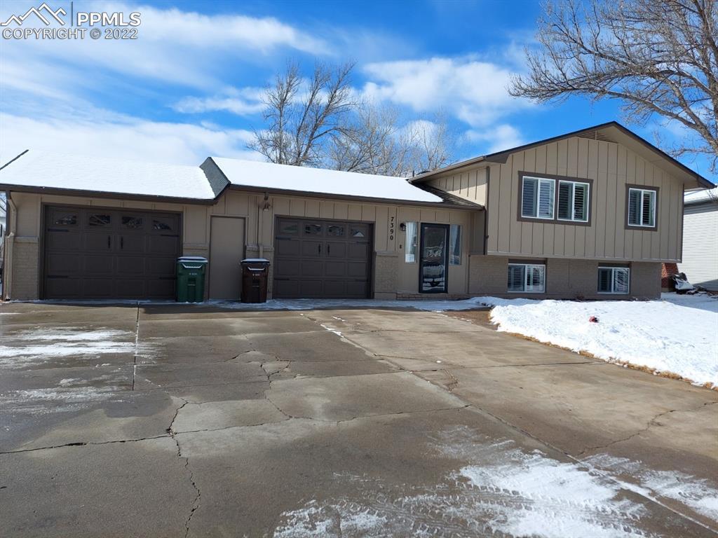 7390 Sugarloaf Ter., Colorado Springs, CO 80817