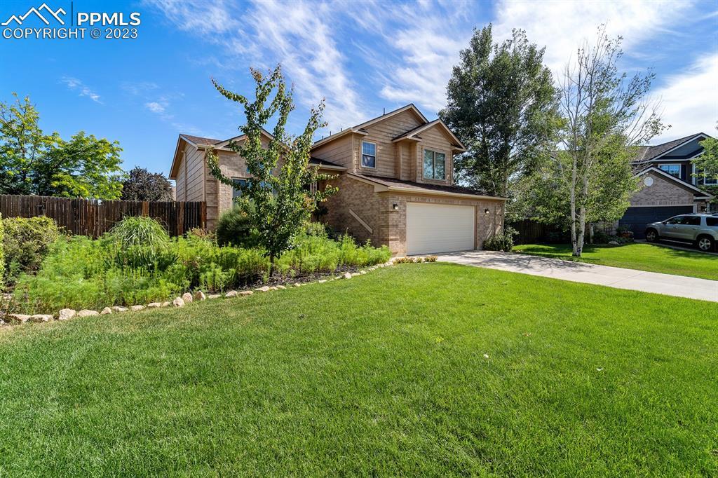 760 Robinglen Ct., Colorado Springs, CO 80906