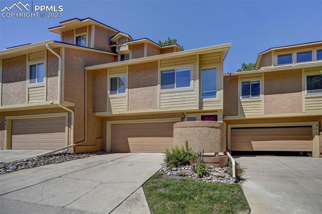 4090 Autumn Heights Dr. #B, Colorado Springs, CO 80906