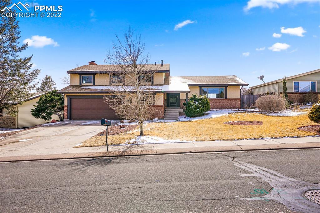 5175 Artistic Cir., Colorado Springs, CO 80917