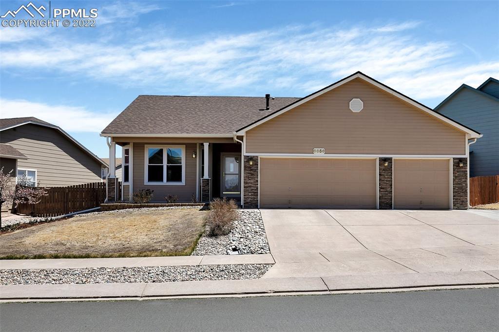 6856 Prairie Wind Dr., Colorado Springs, CO 80923