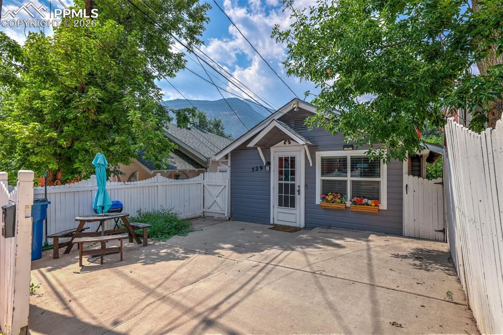 529 Canon Ave., Manitou Springs, CO 80829