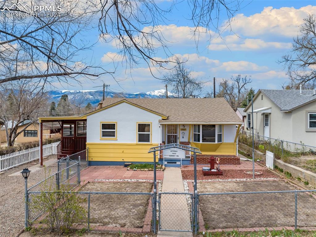 1022 Sunset Rd., Colorado Springs, CO 80909