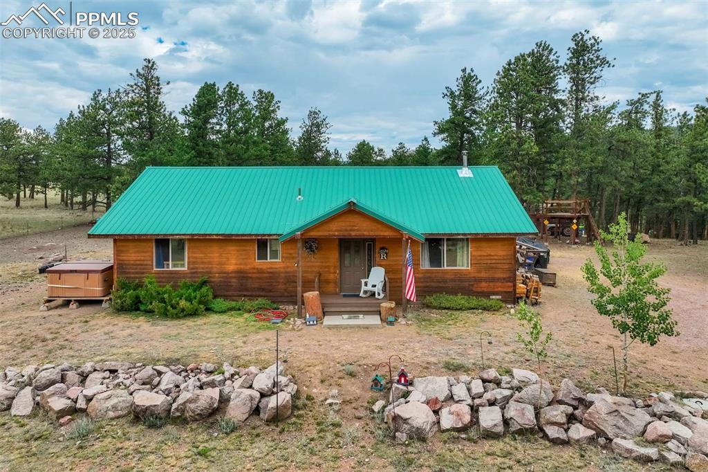 141 Cabin Ln., Guffey, CO 80820