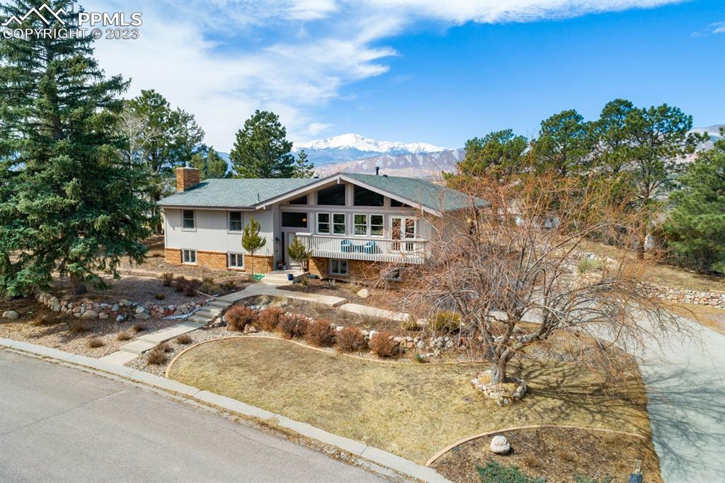 6640 Mesedge Dr., Colorado Springs, CO 80919