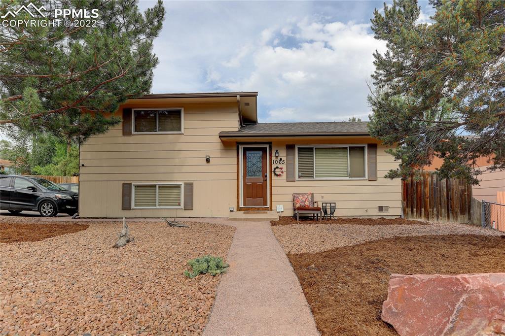 1065 N 19th St., Colorado Springs, CO 80904