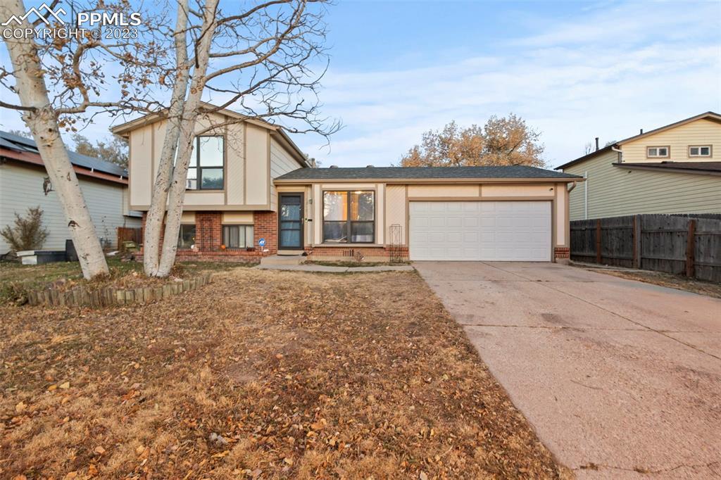 1215 Sandpiper Dr., Colorado Springs, CO 80916