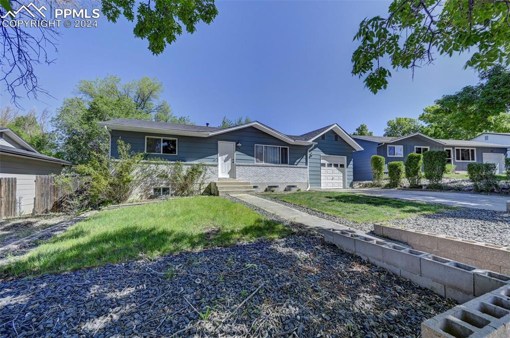 4750 N Gracemoor Cir., Colorado Springs, CO 80917