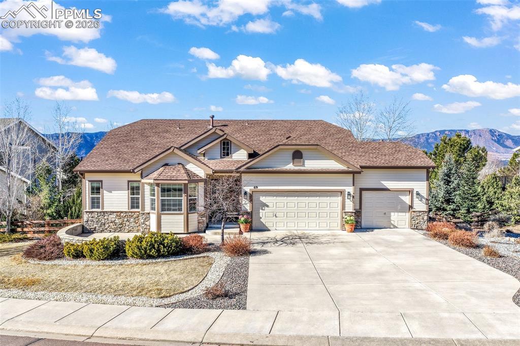 69 Saber Creek Dr., Monument, CO 80132