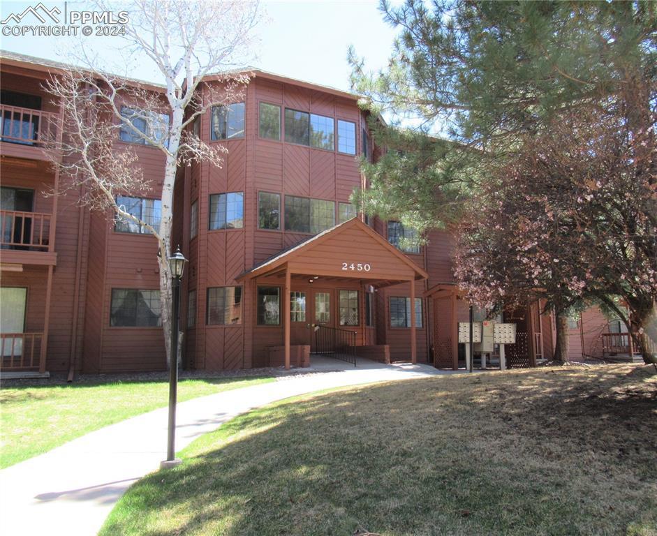 2450 Palmer Park Blvd. #105, Colorado Springs, CO 80909