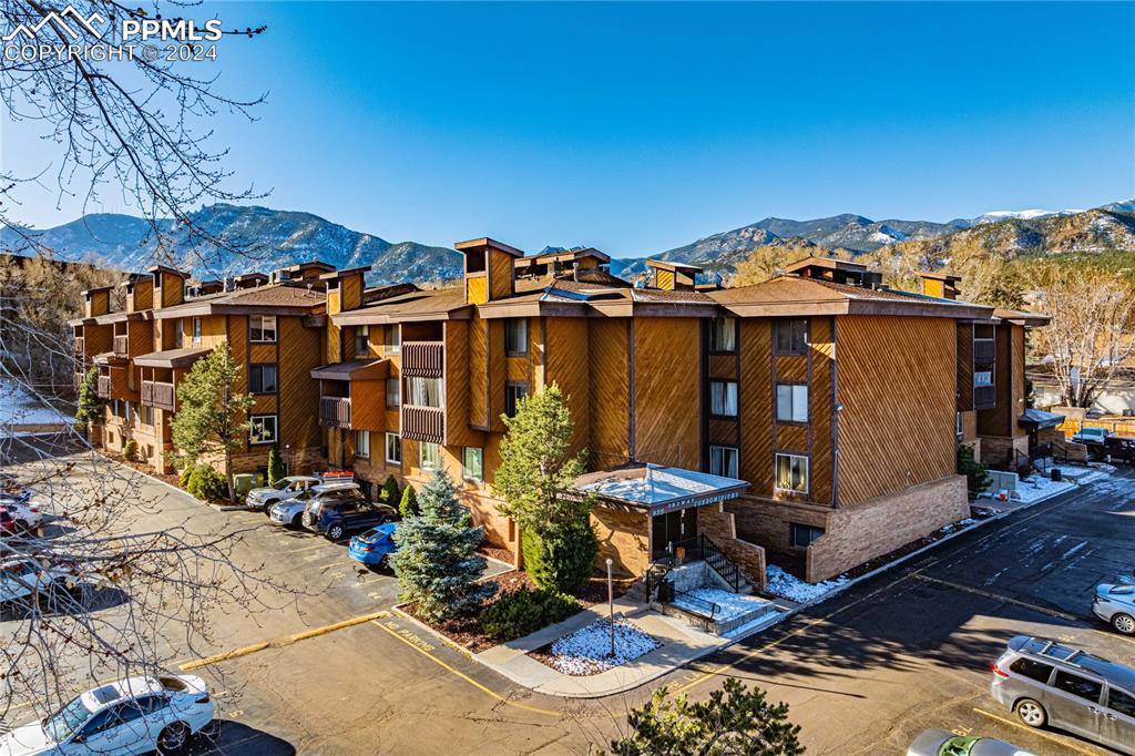 935 Saturn Dr. #127, Colorado Springs, CO 80905