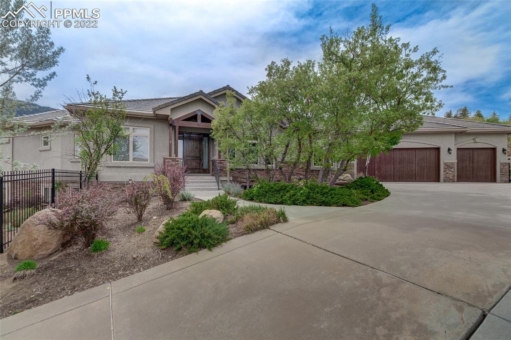 420 Hidden Creek Dr., Colorado Springs, CO 80906