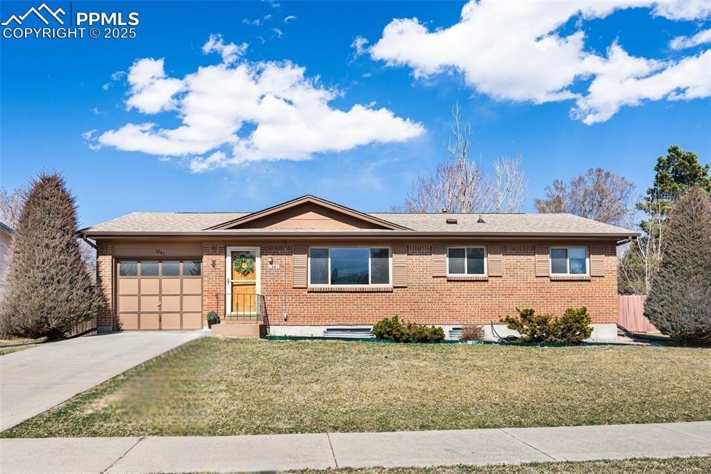 1241 Osgood Rd., Colorado Springs, CO 80915