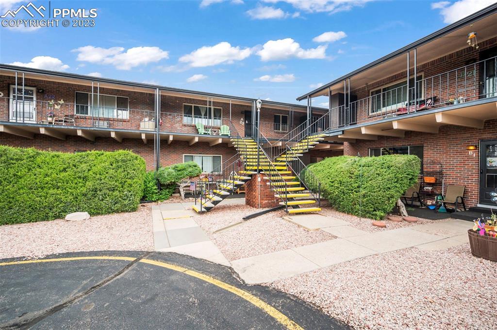 434 Valley Hi Cir. #A23, Colorado Springs, CO 80910