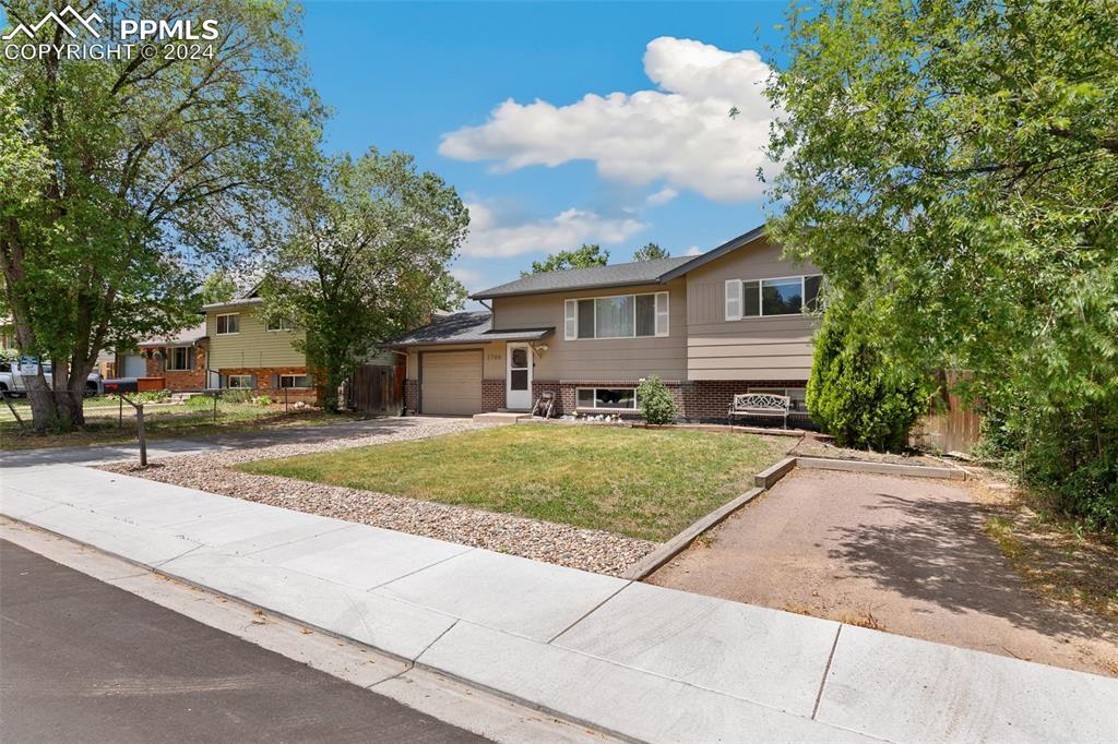 1706 Shenandoah Dr., Colorado Springs, CO 80910