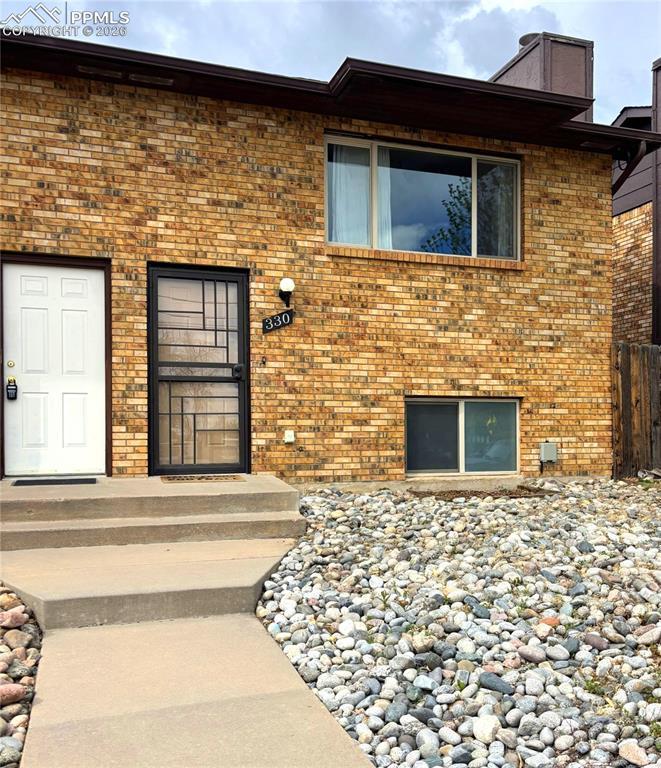 330 Mount View Ln., Colorado Springs, CO 80907