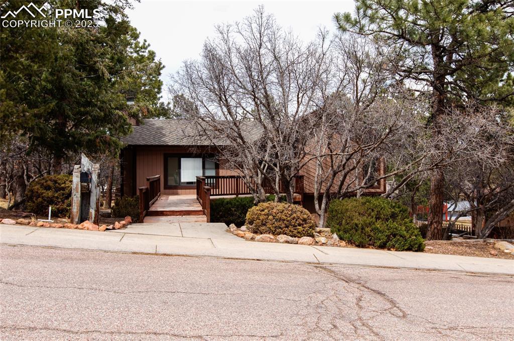 520 S Wintery Cir., Colorado Springs, CO 80919