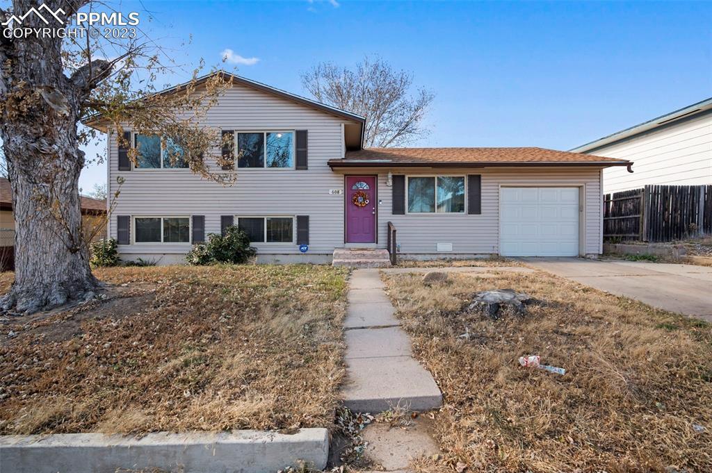 608 Zion Dr., Colorado Springs, CO 80910
