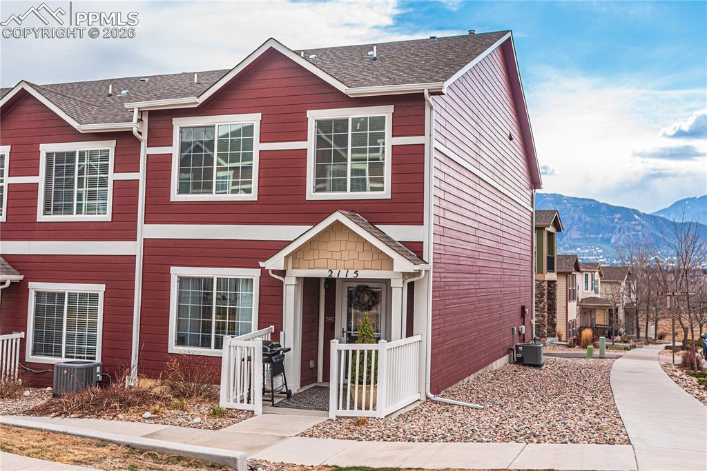 2115 St Claire Park Alley, Colorado Springs, CO 80910