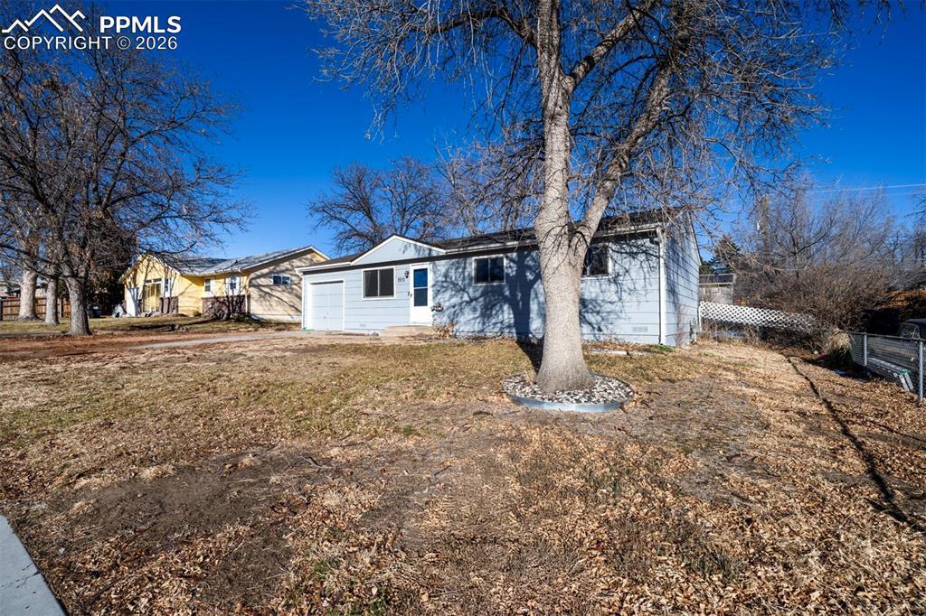 1911 Del Mar Dr., Colorado Springs, CO 80910