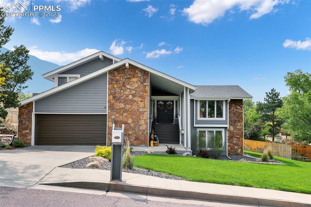 540 Thames Dr., Colorado Springs, CO 80906