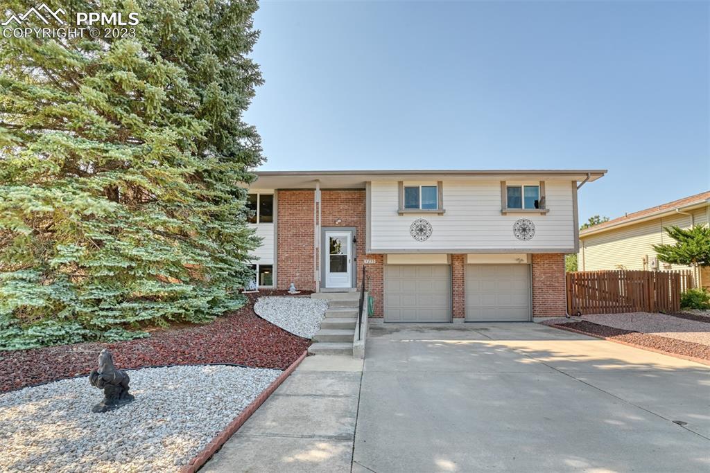 5255 Bunk House Ln., Colorado Springs, CO 80917