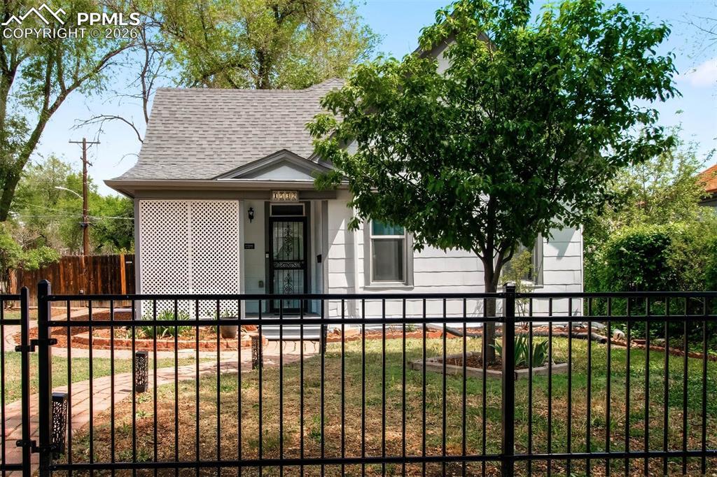 1532 W Pikes Peak Ave., Colorado Springs, CO 80904