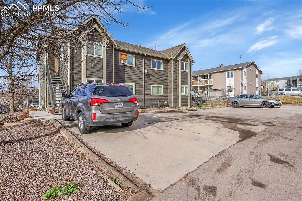 1051 Mazatlan Cir., Colorado Springs, CO 80910