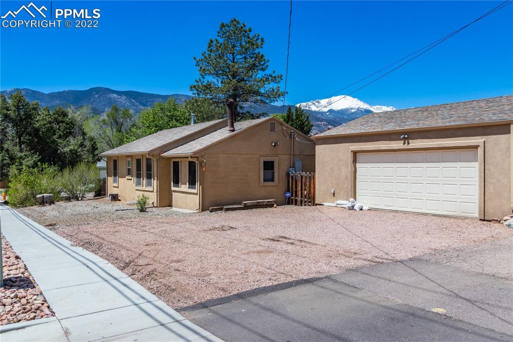 3002 W Uintah St., Colorado Springs, CO 80904