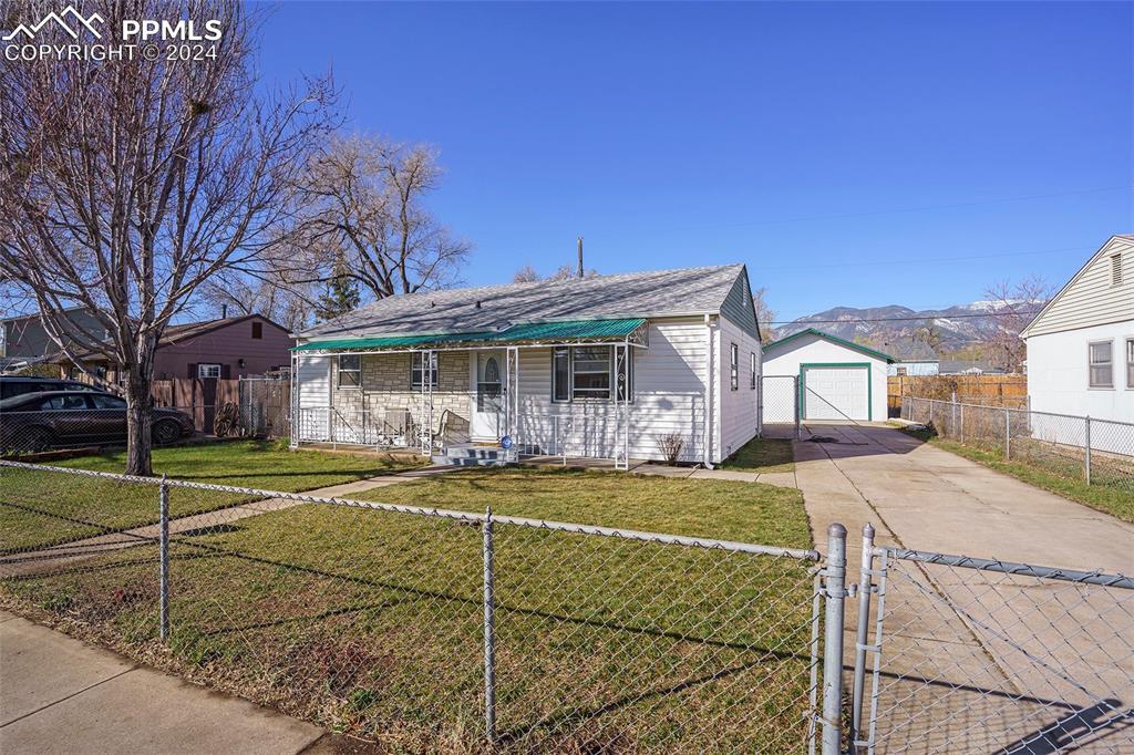 541 E Saint Elmo Ave., Colorado Springs, CO 80905