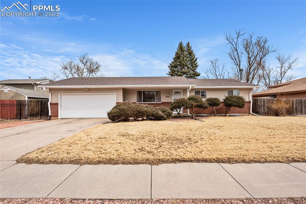 1215 Fosdick Dr., Colorado Springs, CO 80909