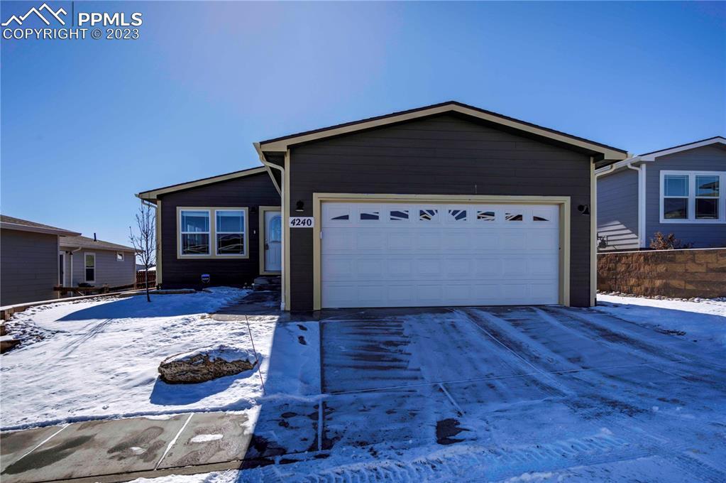 4240 Gray Fox Heights, Colorado Springs, CO 80922