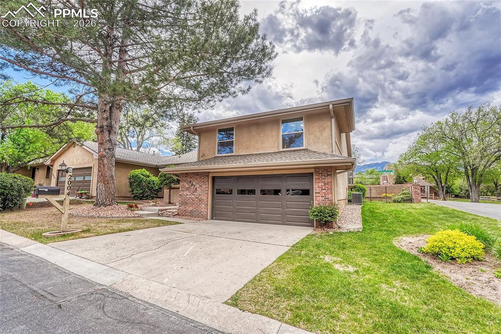 2004 Glenhill Rd., Colorado Springs, CO 80906