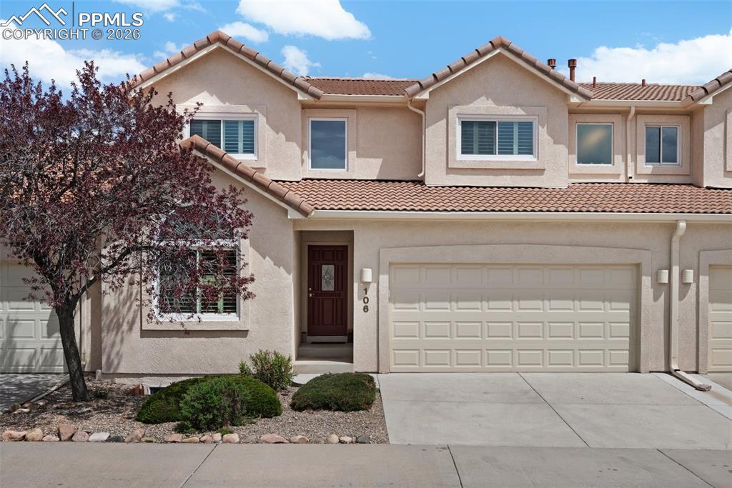 106 Luxury Ln., Colorado Springs, CO 80921