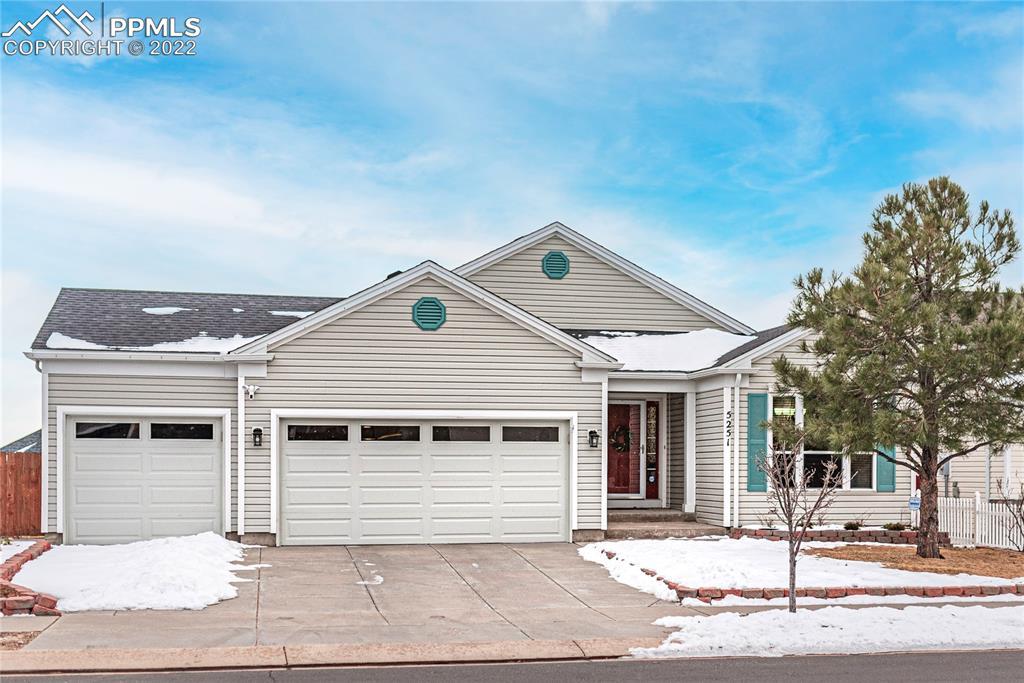 5251 Sand Hill Dr., Colorado Springs, CO 80923