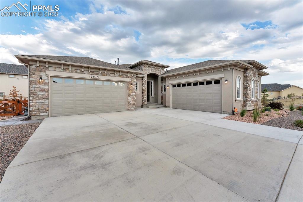 7013 Compass Bend Dr., Colorado Springs, CO 80927