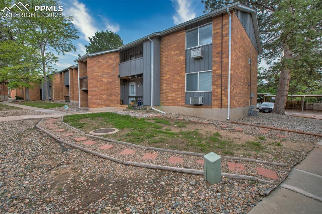 1625 N Murray Blvd. #218, Colorado Springs, CO 80915
